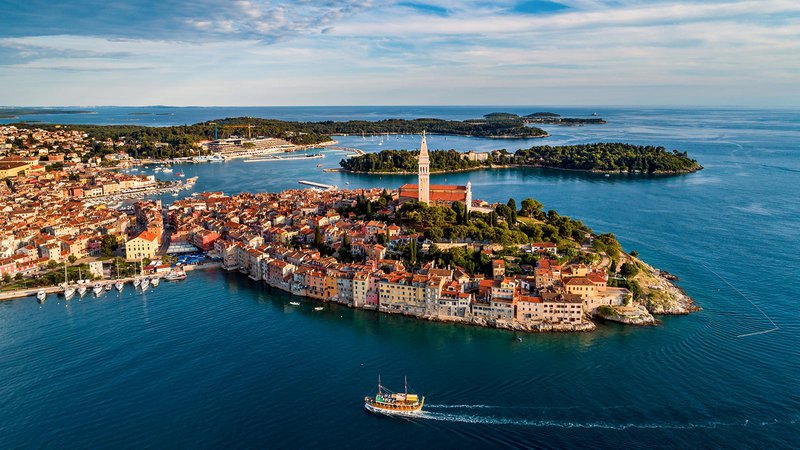 rovinj_from_above.jpg